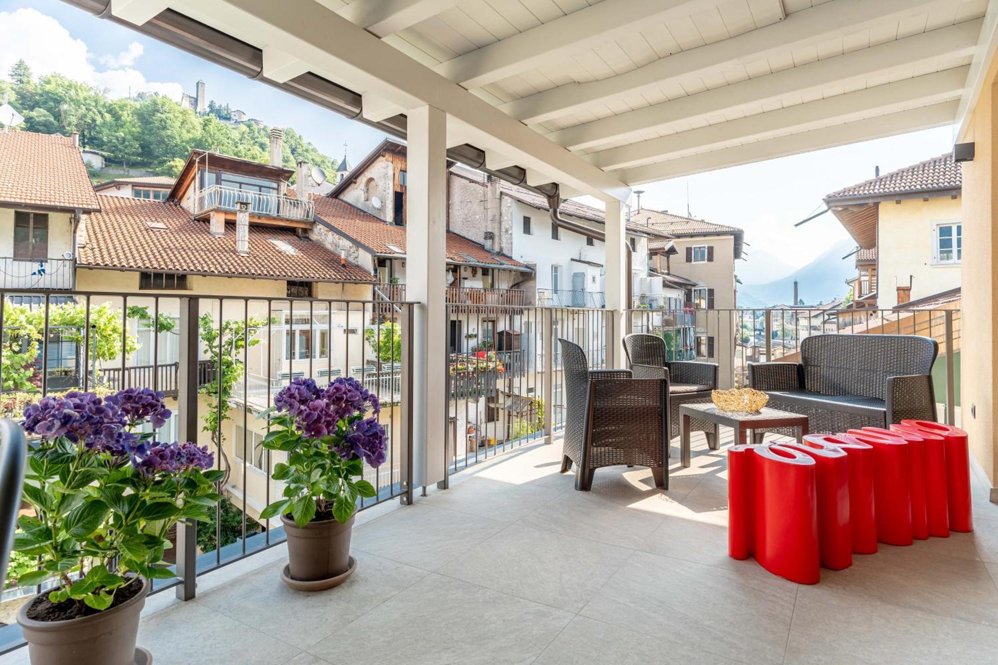 Luxury 2Br W/ River Castle View In Borgo Valsugana Daire Dış mekan fotoğraf
